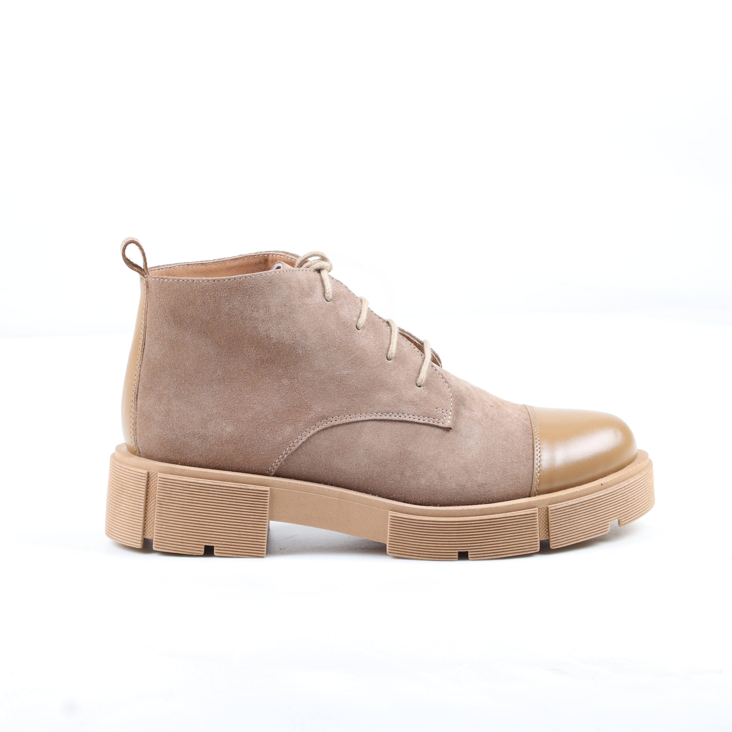 Blike beige suede