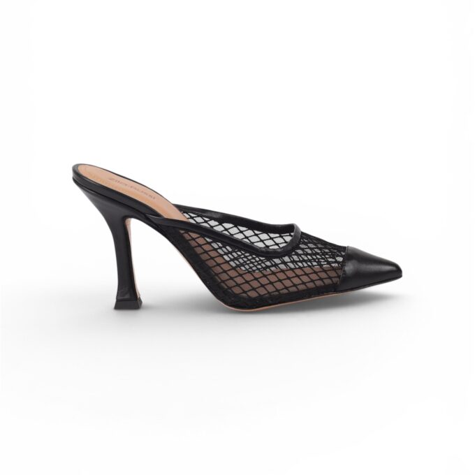 Natta Black leather